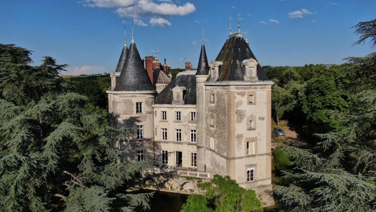 Chateau De Saint Bonnet Les Oules Exterior photo